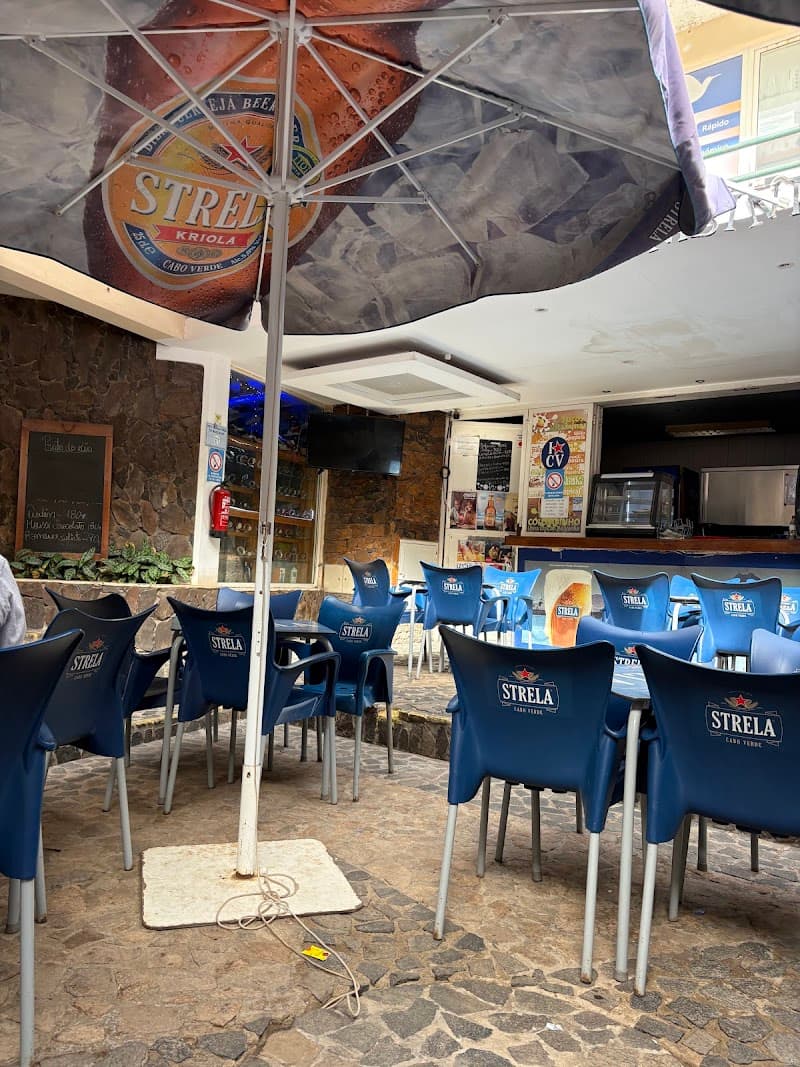 Colombinho Bar & Restaurant 1