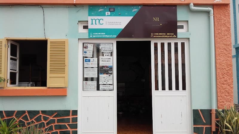 LOS CUARTOS MAN PRETINHA 1